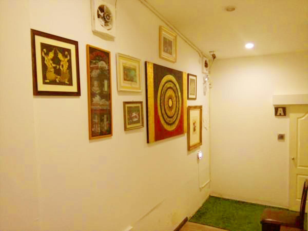 First 1 Boutique Hostel At Sukhumvit 1 Banguecoque Exterior foto
